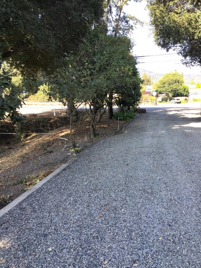 Building Photo - 3 Bedroom Home in Gilroy