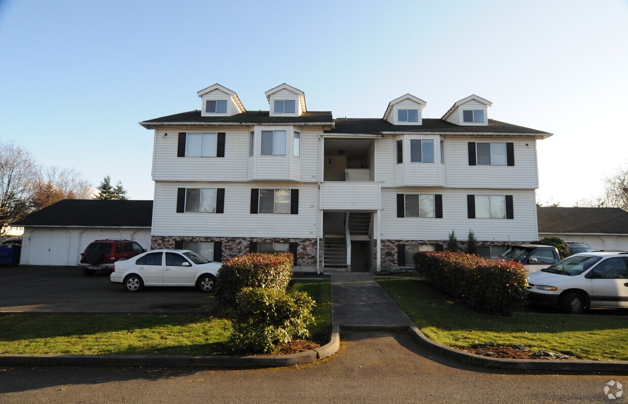 Building Photo - 851-861 4th Ave. North