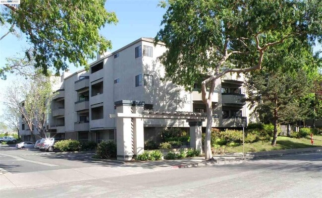 Building Photo - 25930 Kay Ave