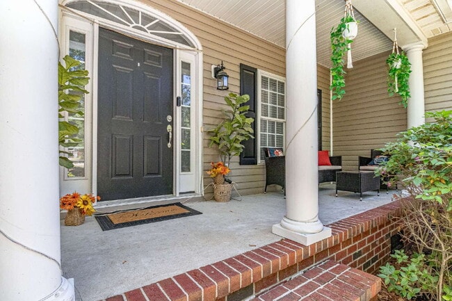 Foto del edificio - Stunning & Spacious Home in Walnut Hill! 4 Bedrooms | 4 Bathrooms w/ Lawn Care and Trash Service ...