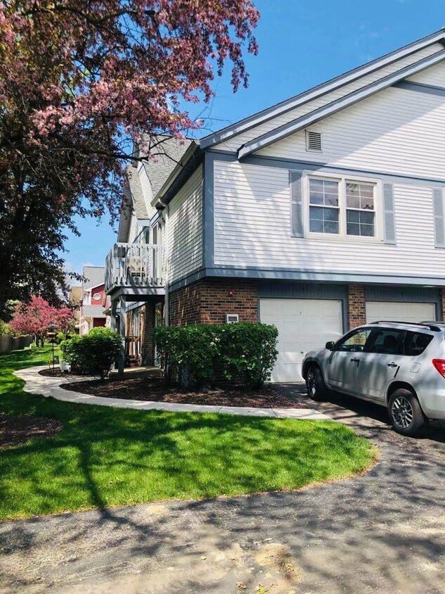 2743 Wayfaring Ln Unit 19D, Lisle, IL 60532 Condo for Rent in Lisle