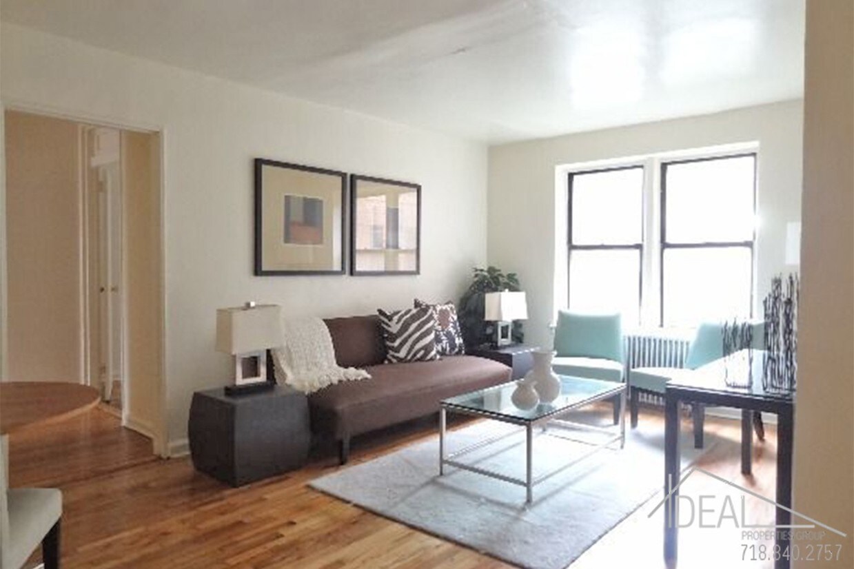 Foto principal - 1414 Brooklyn Ave