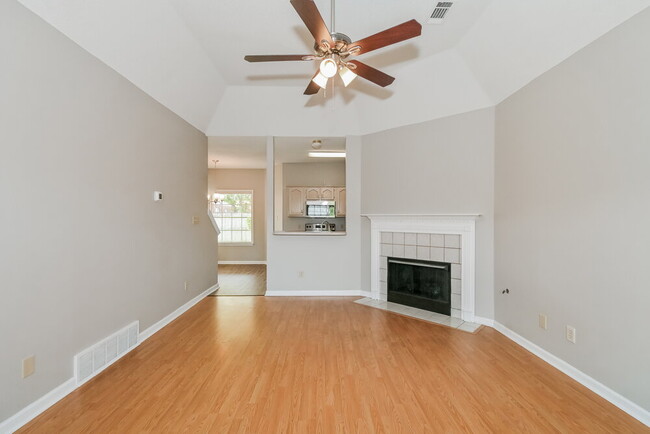 Building Photo - 8713 Citrus Bend Dr