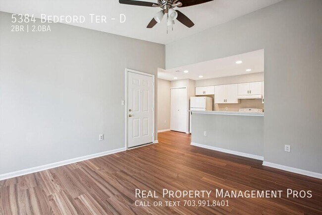 Foto del edificio - 5384 Bedford Terrace