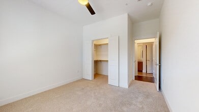 Interior Photo - Griffis Oak Lawn