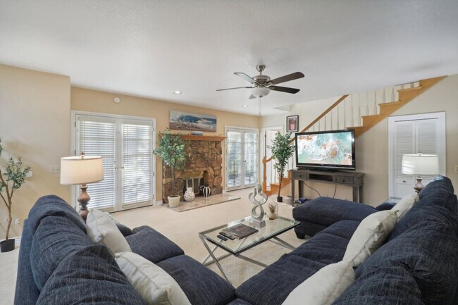 Foto del edificio - 2908 Lakemont Dr