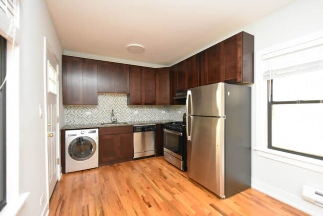 Foto del edificio - 809 Elm St