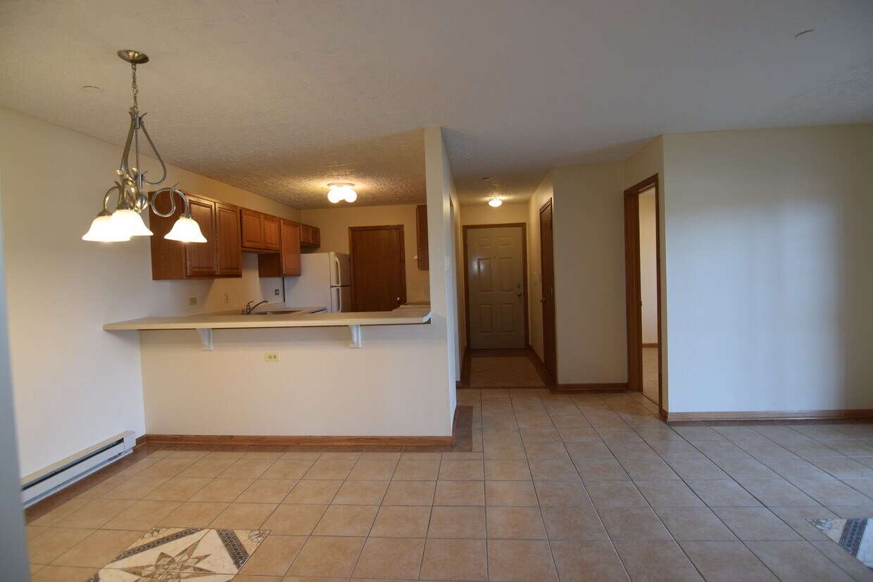 Primary Photo - 1362 Cunat Ct