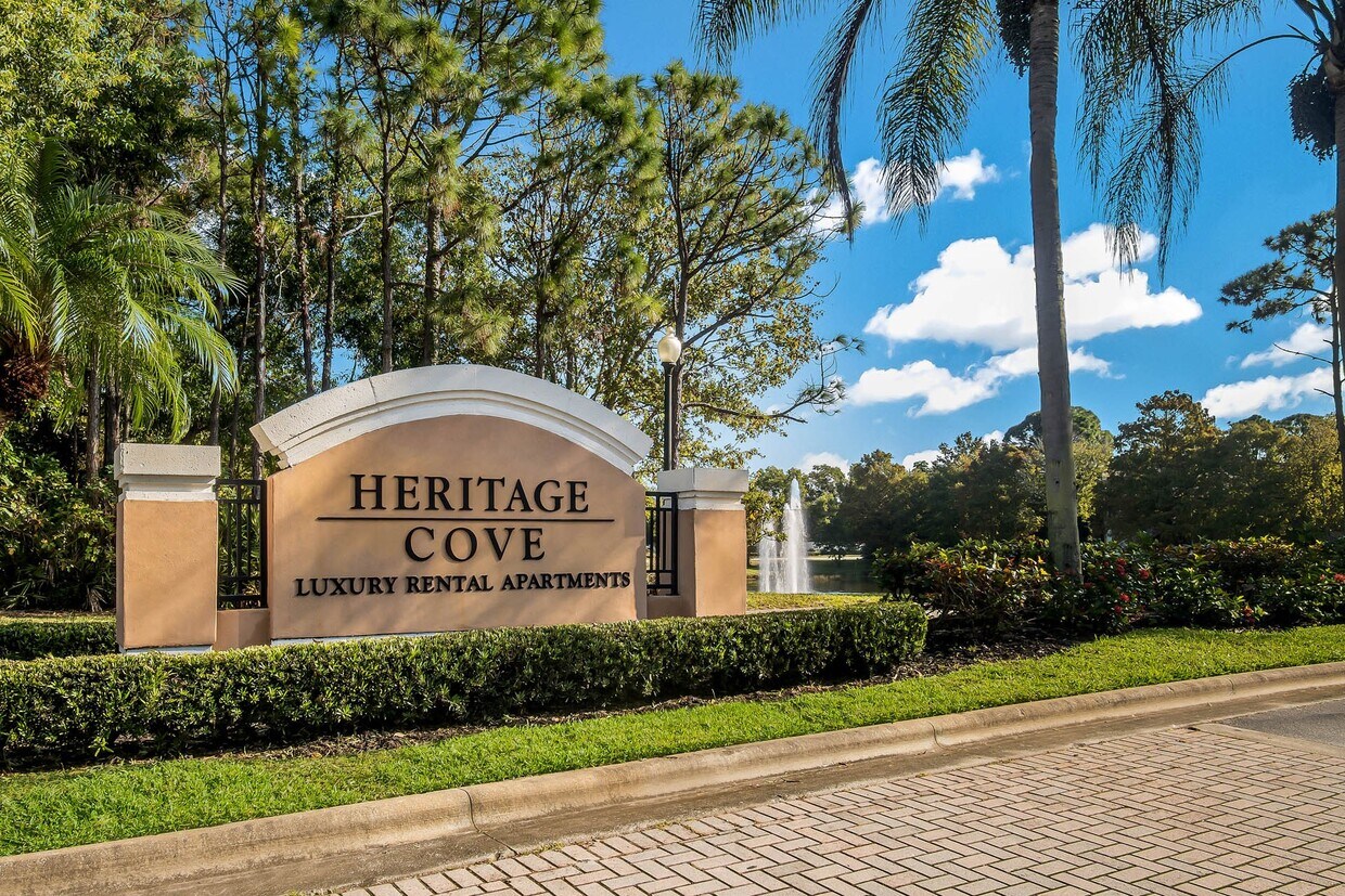 Heritage Cove 4284 SE Cove Lake Cir Stuart, FL