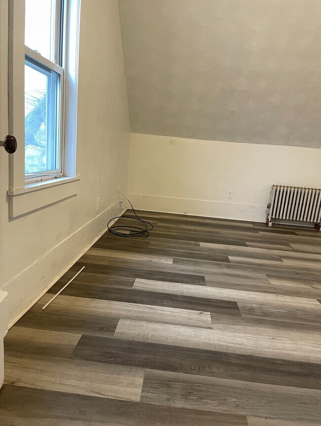 Foto del edificio - Fuller Properties