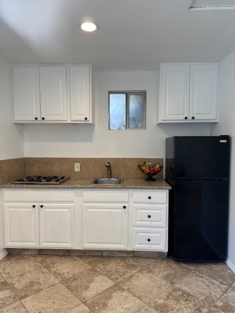 Newly painted kitchen - 17829 Welby Way