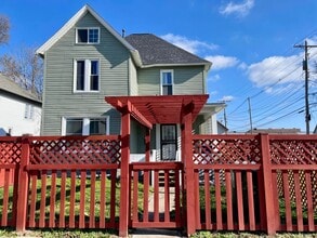 Building Photo - 28 N Princeton Ave