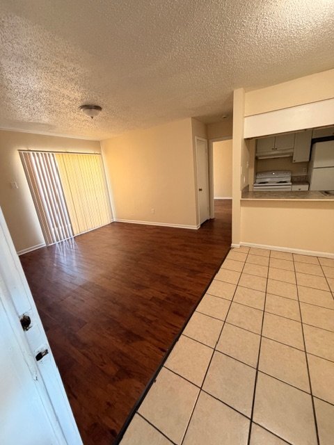 Foto del edificio - 718 Central Ave