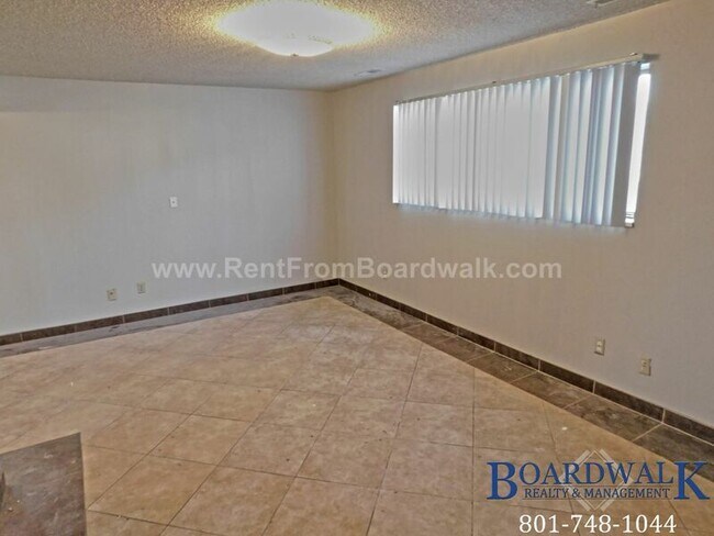 Building Photo - 418 N 600 W