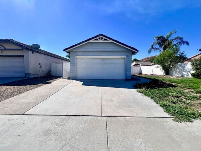 Building Photo - Upgraded 2 Bedroom Menifee home with a two...