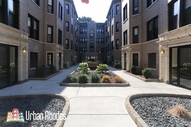 Foto del edificio - 4040 N Ashland Ave
