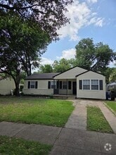 Building Photo - 1018 W Saner Ave