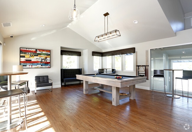 Club House - Stoneridge Apartments