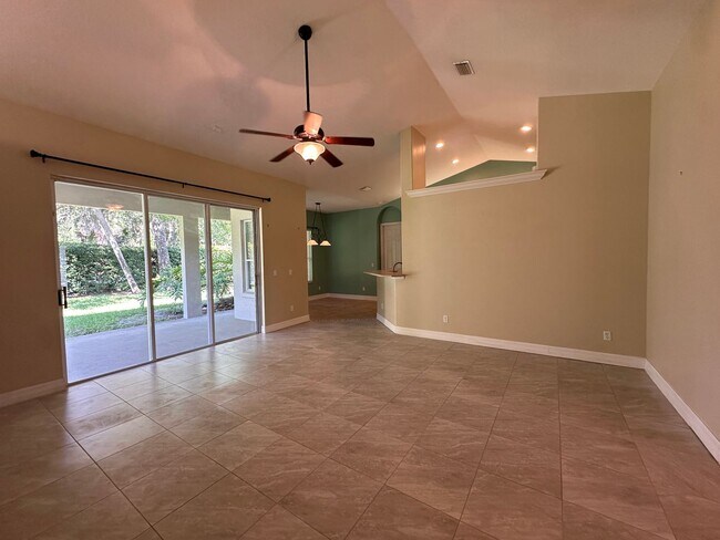 Building Photo - Ormond Lakes Opportunity