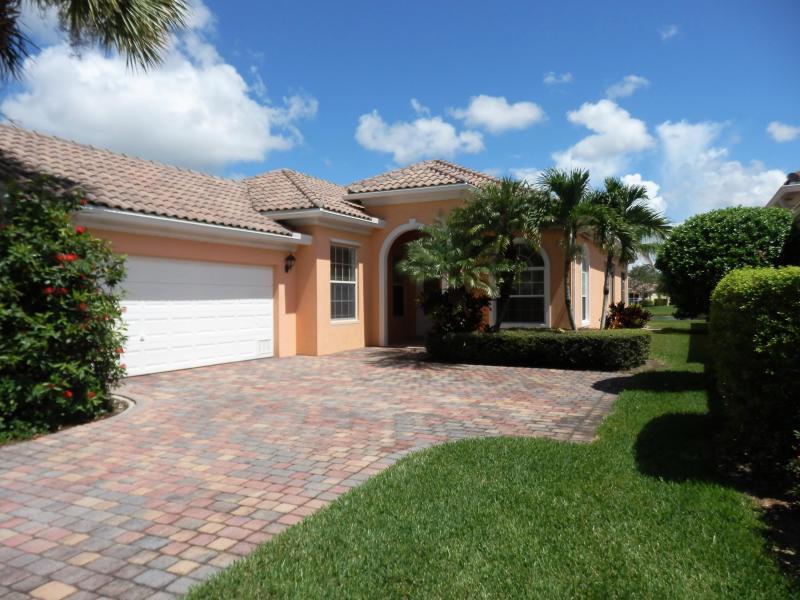 Primary Photo - 11547 SW Rockingham Dr