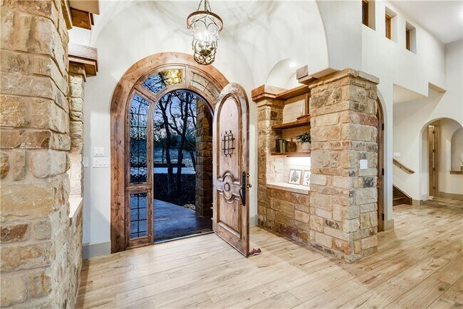 Building Photo - 3353 Tuscany Dr