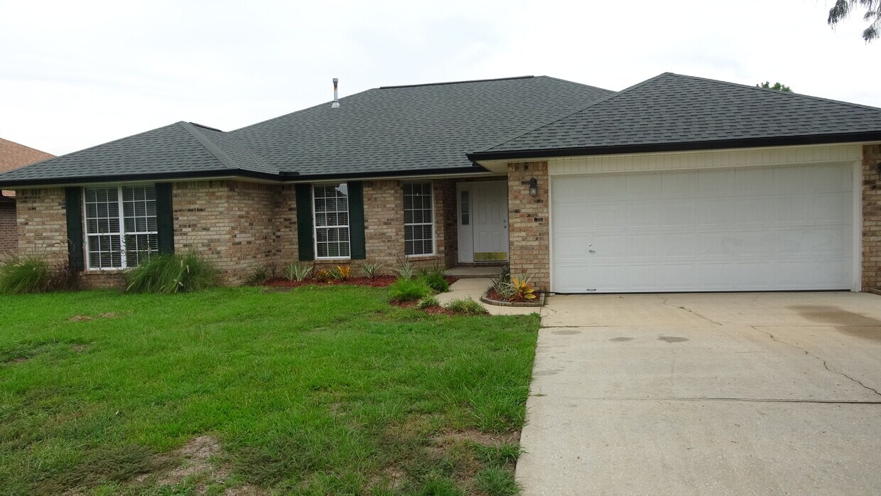 1452 Cacao Ln, Pensacola, FL 32507 House Rental in Pensacola, FL