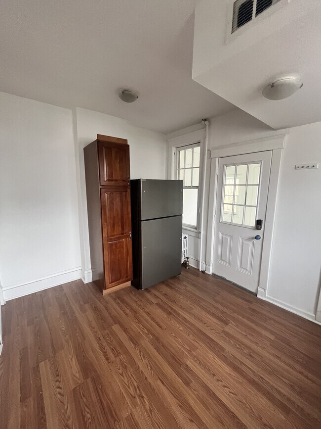 Foto del edificio - 245 E Northampton St