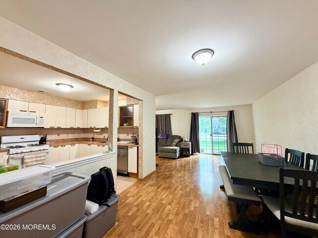 Foto del edificio - 743 Banyan Ct