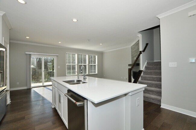 Foto del edificio - 927 Yorkshire Ln