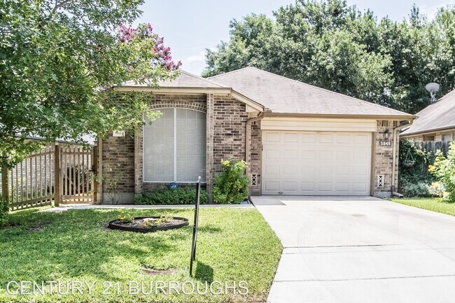 Foto del edificio - 3 br, 2 bath House - 5846 Spring Cabin