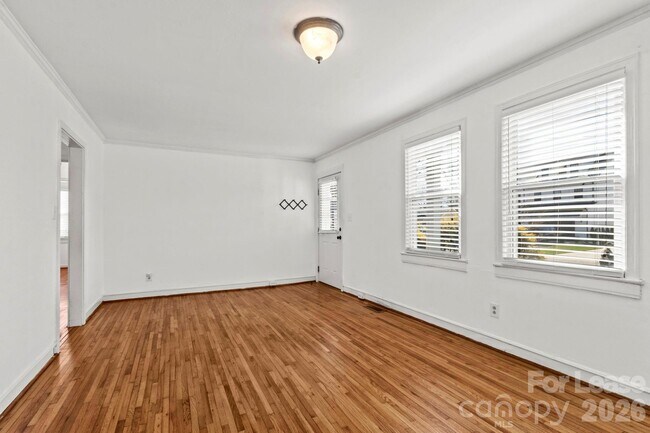 Foto del edificio - 337 Melbourne Ct