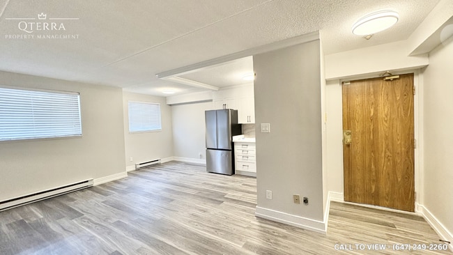 Building Photo - 350 Malaga Rd