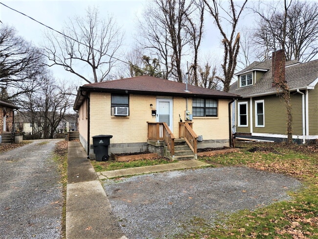 Building Photo - COMING SOON... 2BR/1BA in Fantastic East Nashville Location!!