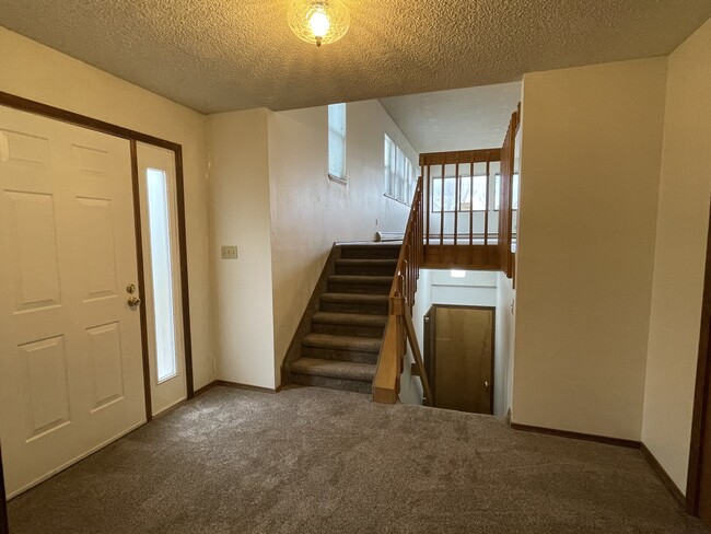 Building Photo - 21 El Sereno Dr