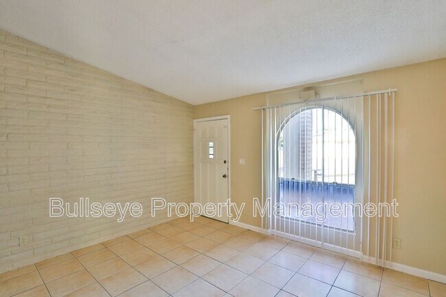 Foto del edificio - 47 W 6th Pl