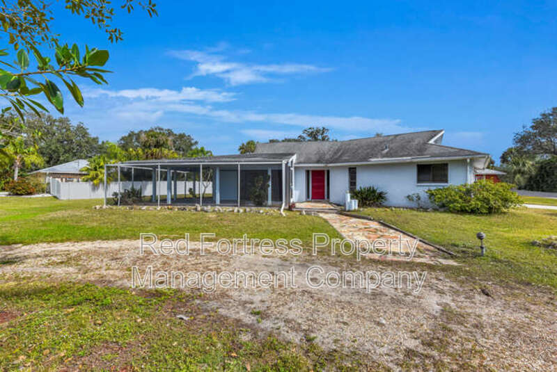 Foto principal - 13738 River Forest Dr