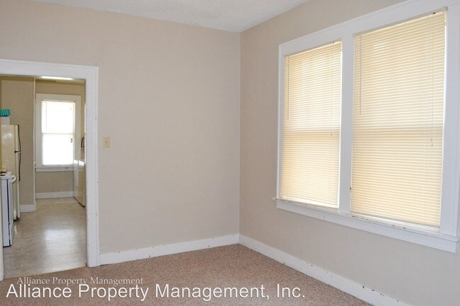 Building Photo - 1425 Humboldt St