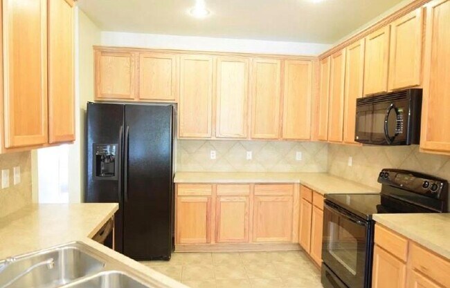 Foto del edificio - 5103 Rimes Ranch Dr