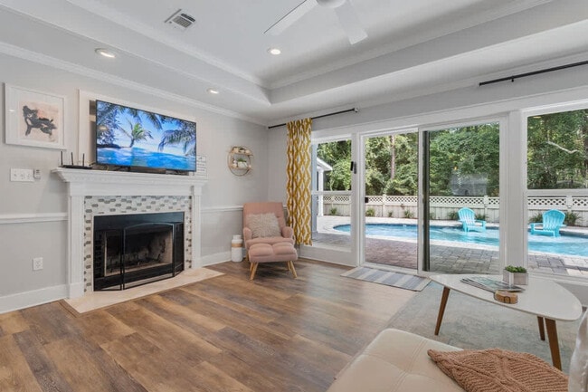 Building Photo - 9200 Pointe Aux Chenes Rd