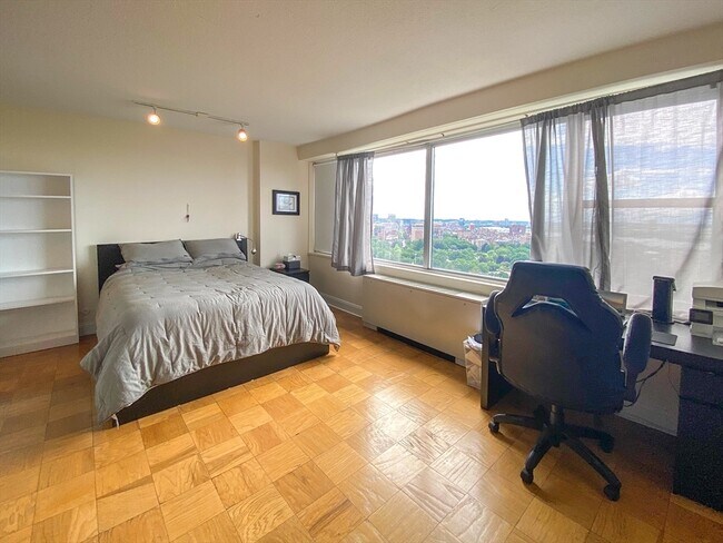 Building Photo - 151 Tremont St