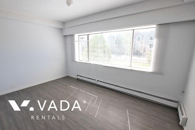 Building Photo - 1 Bedroom Apartment For Rent 2-2308 Clark ...