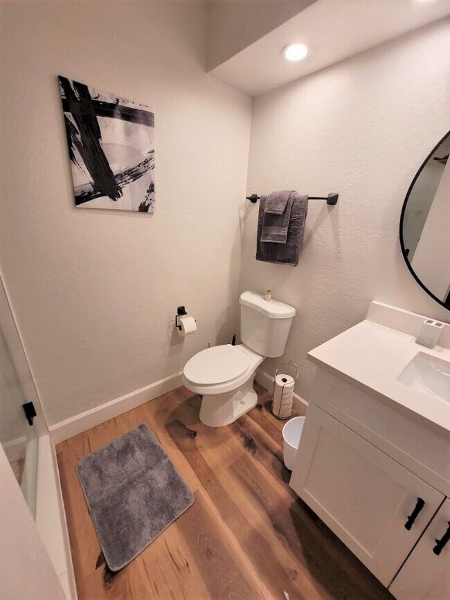 Bathroom #2 - 1905 E University Dr