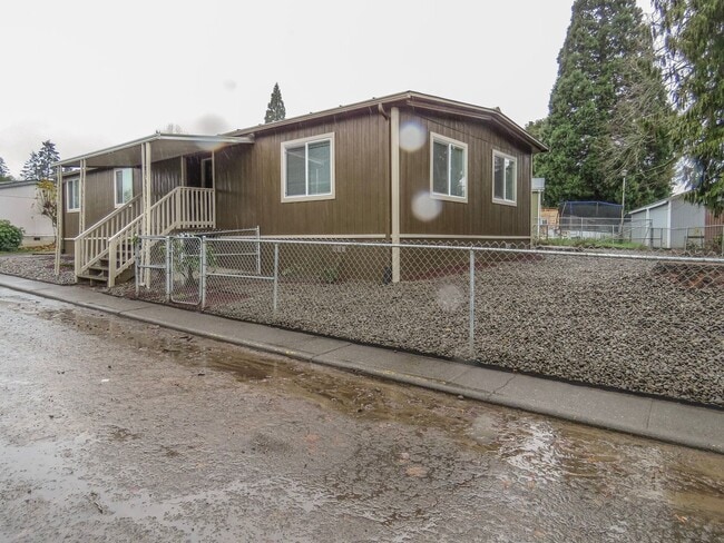 Building Photo - Century Meadows Home Available Now- Aurora