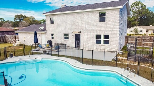 Foto del edificio - 4261 Obregon Dr