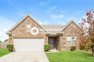 Building Photo - 4290 Carroll Dr