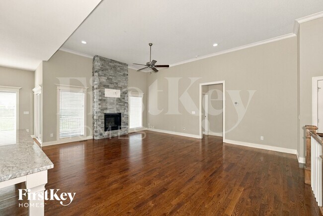 Foto del edificio - 15235 Knight Rd