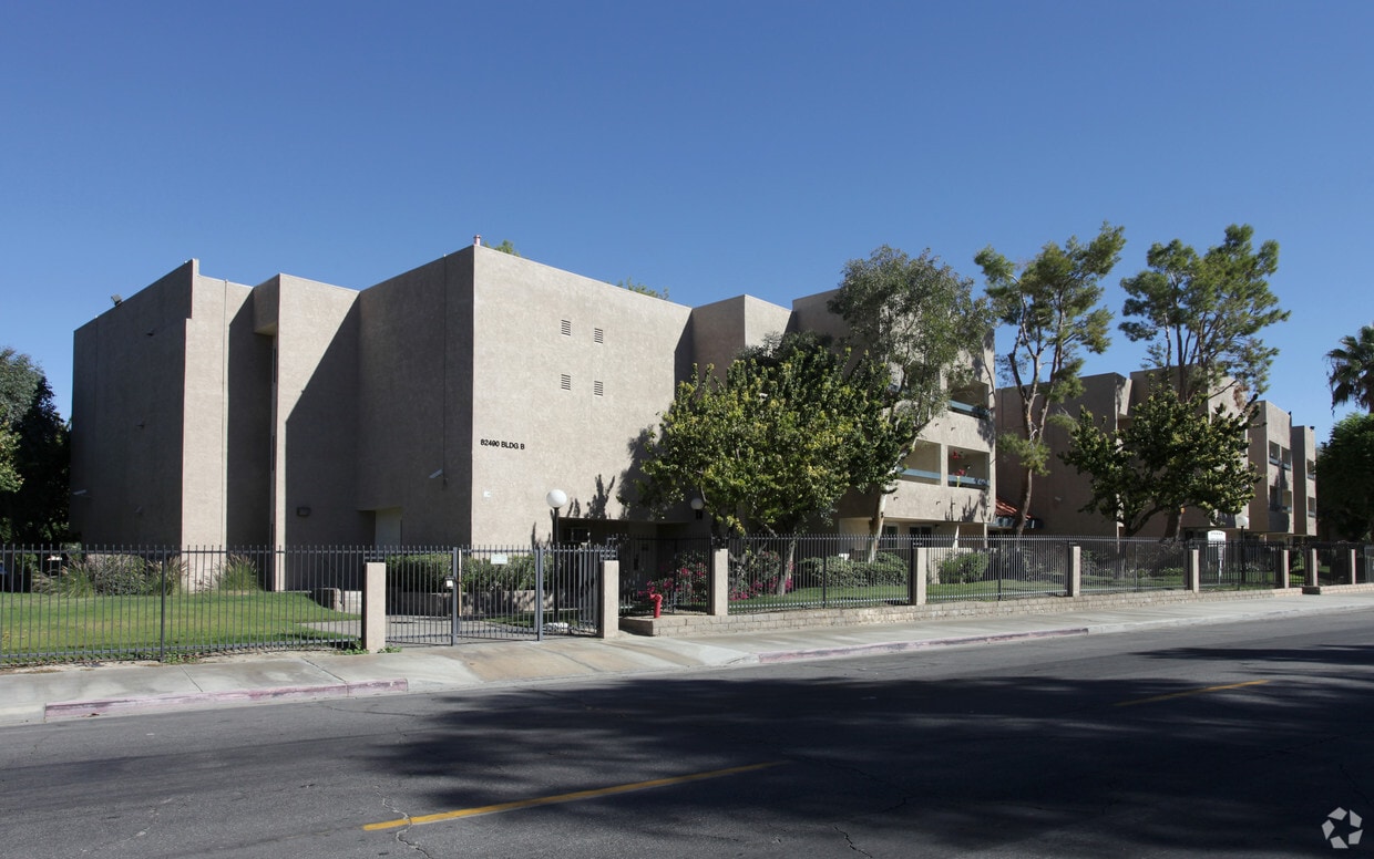 Primary Photo - Indio Gardens