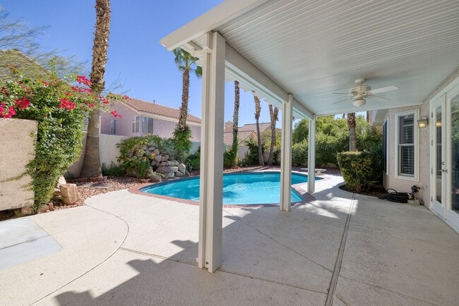 Building Photo - 2 Story Summerlin Home with Refreshing Poo...