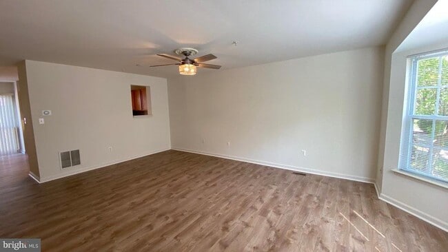 Building Photo - 6607 Fable Ct