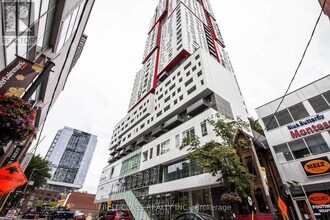 Building Photo - 318 Richmond St W